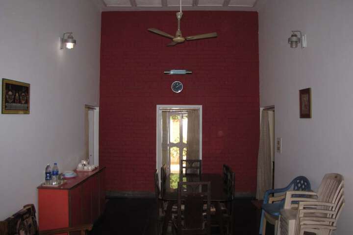 RED GATE HOUSE