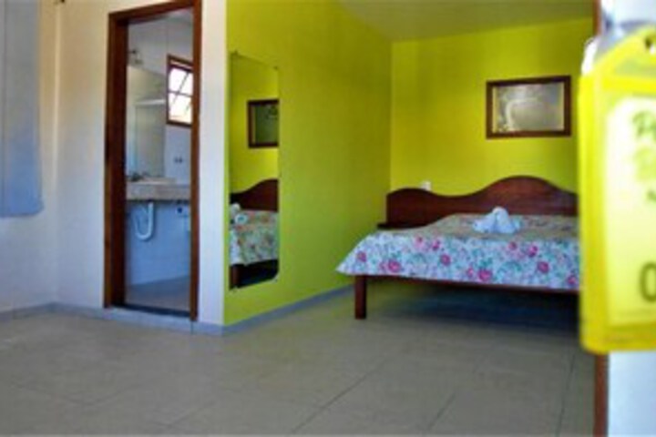 Room 18 of 38