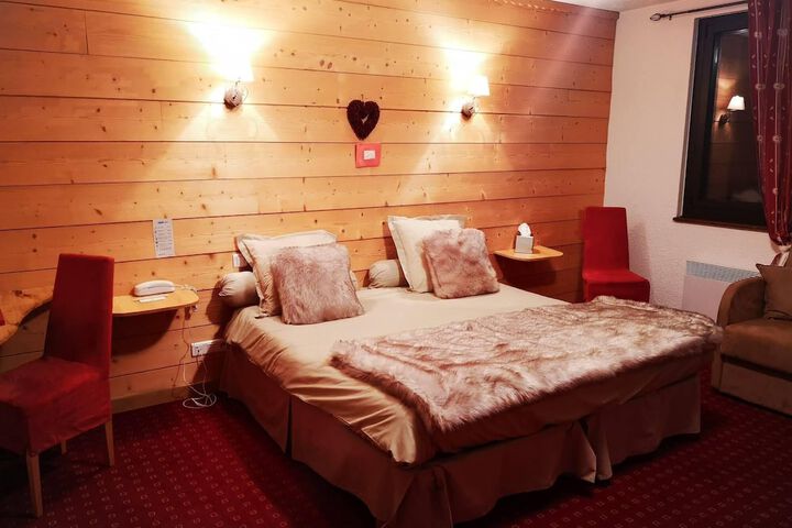 Room 21 of 118