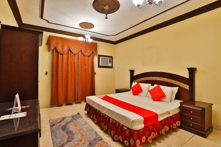 Room 8 of 25