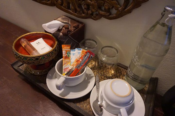 Breakfast/Coffee Service 25 of 46