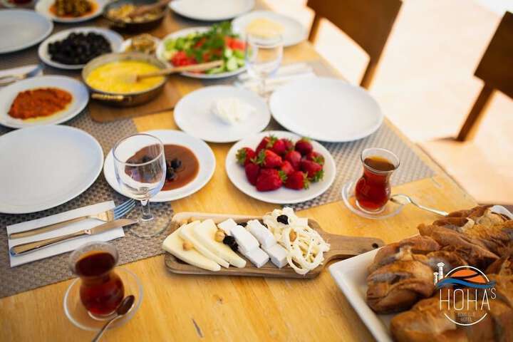 Breakfast/Coffee Service 19 of 28