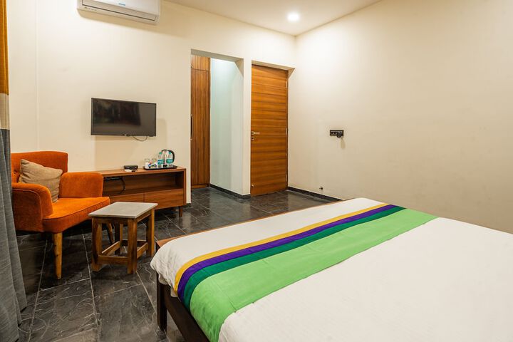 Room 62 of 106