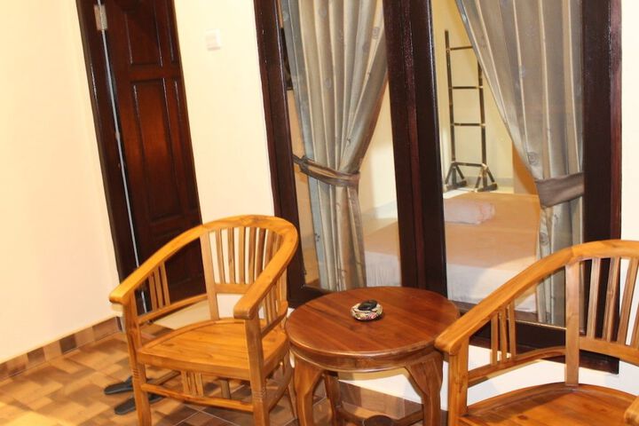 Room 16 of 27