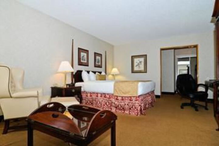 Room 5 of 75