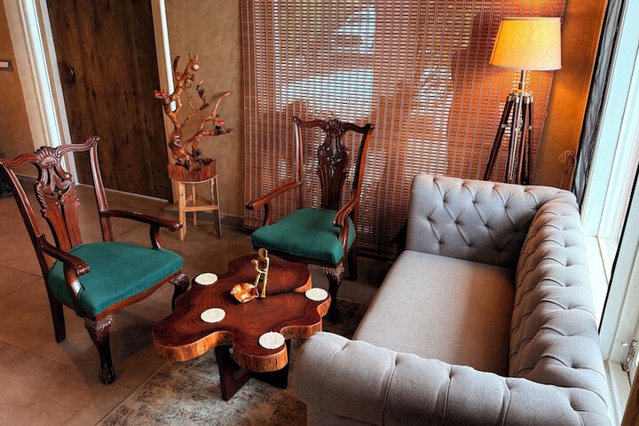 Lobby Entry