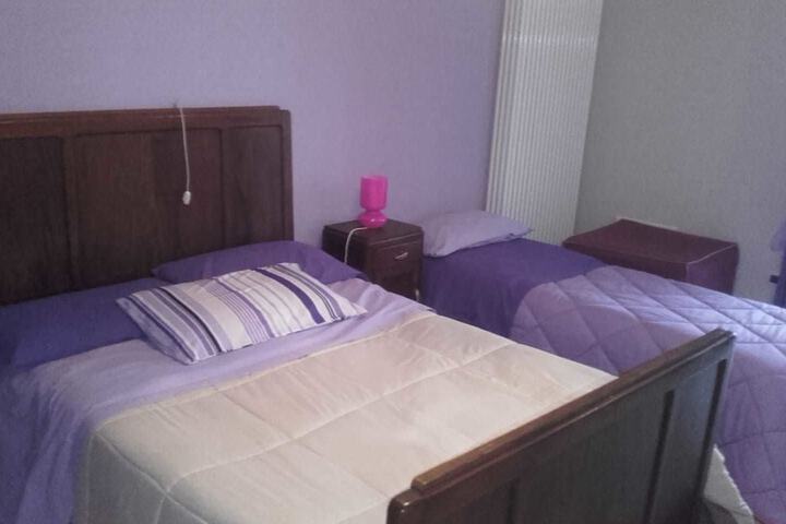 Room 6 of 38