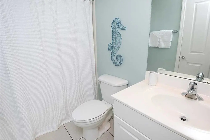 Room 7 of 20