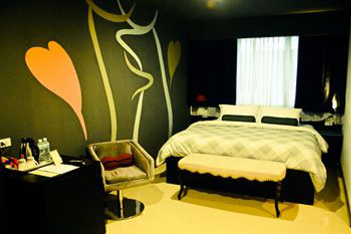 Room 40 of 101