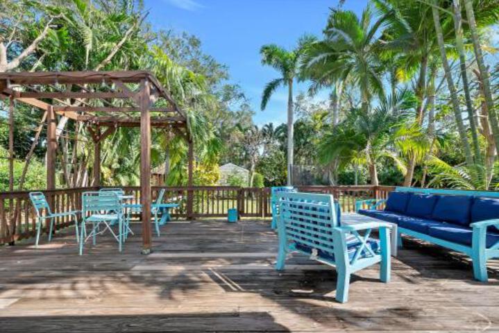 Casa Del Sol 3 Bed 1 Bath with Tropical Garden 6711 in Miami, FL