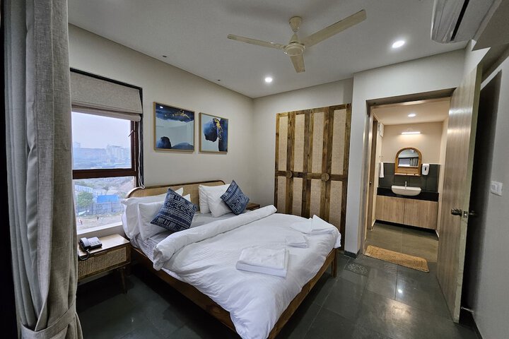 Room 5 of 57