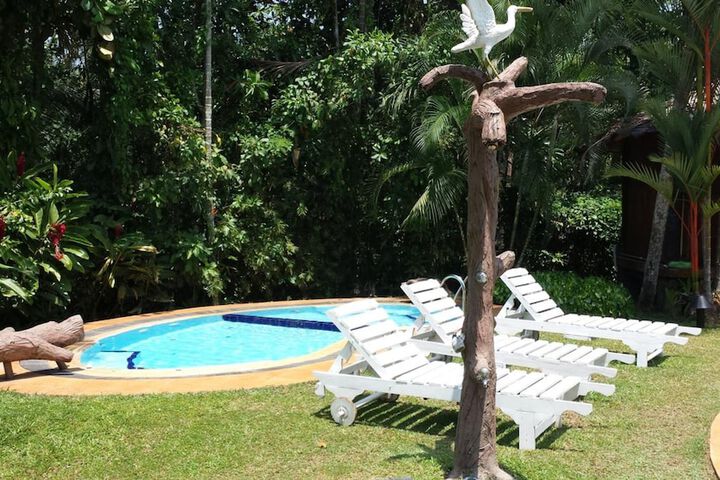 Pools & Facilities
