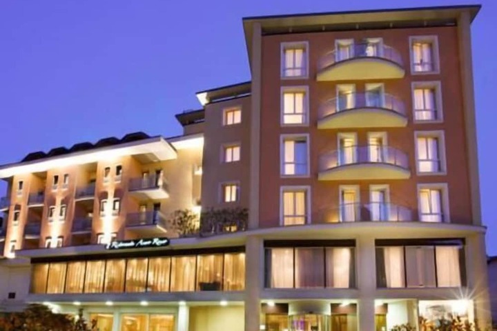 Hotel 26 of 28