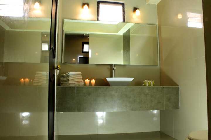 Room 26 of 35