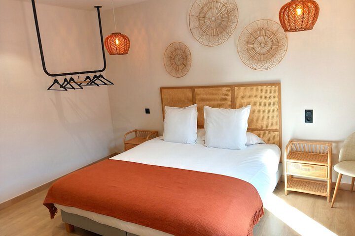 Room 13 of 73