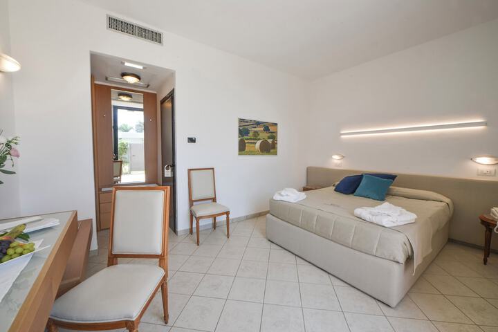 Room 14 of 75