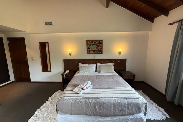 Room 12 of 46