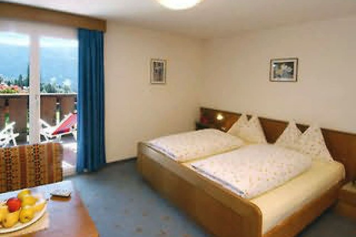 Room 5 of 23