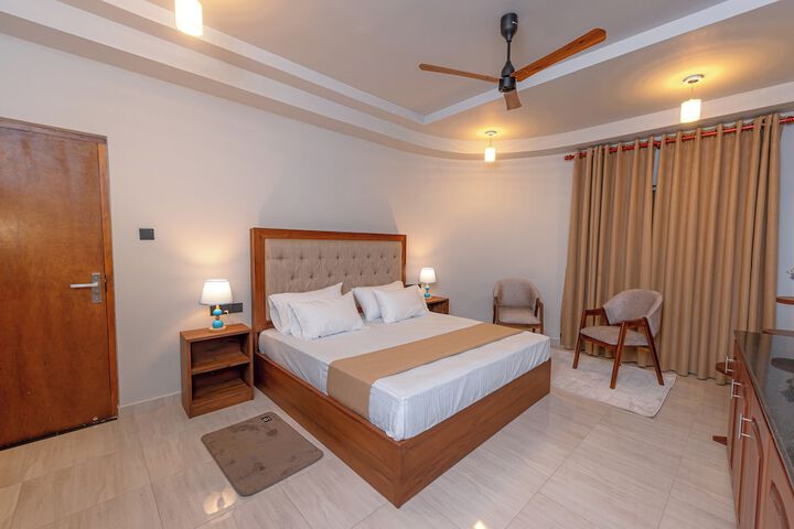 Room 55 of 174
