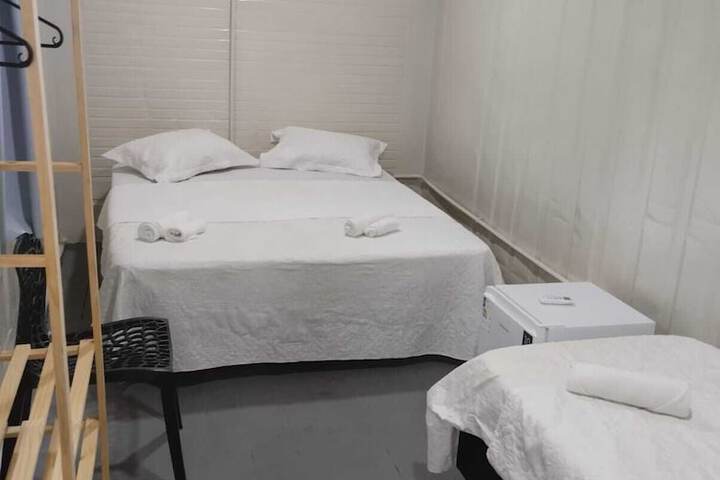Room 6 of 34