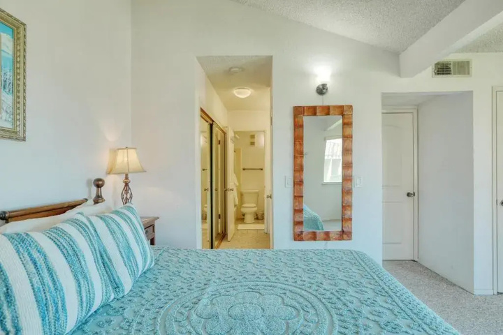 Room 3 of 21