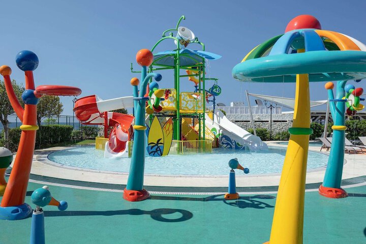 Pool 136 of 311