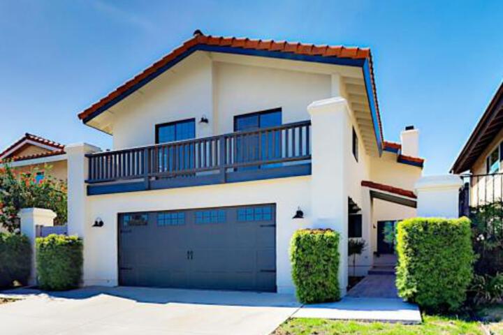 2311 Victoria Avenue Home in Oxnard, CA