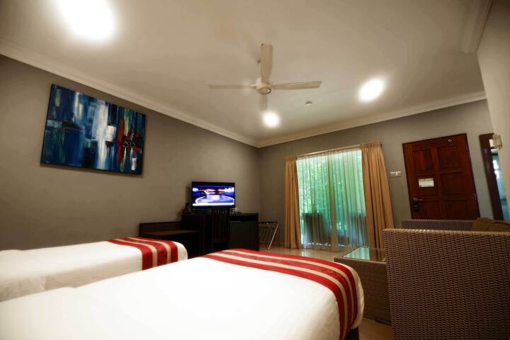Room 26 of 60
