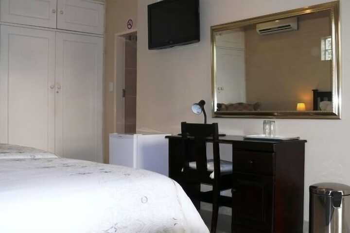 Room 12 of 31