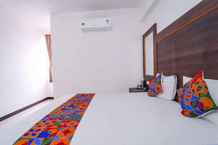 Room 19 of 38