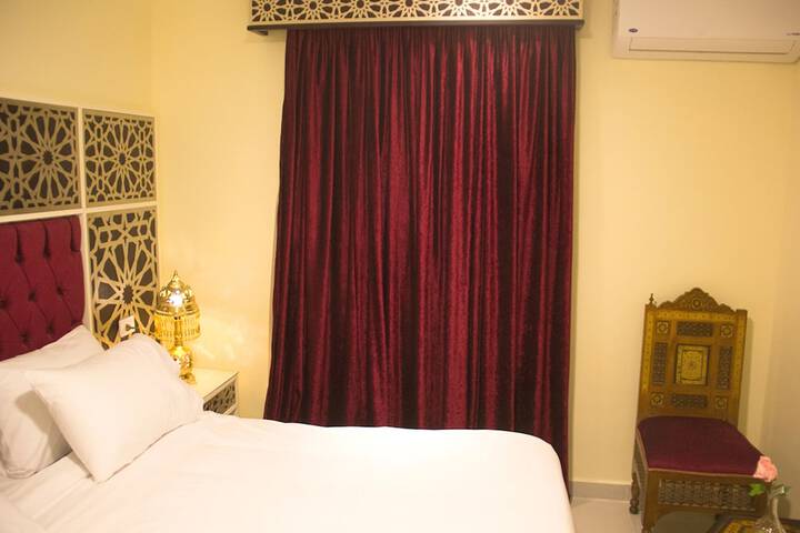 Room 15 of 38