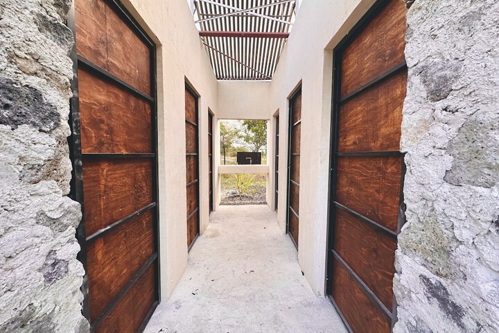 Room 12 of 36