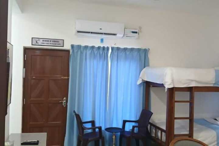 Room 20 of 31