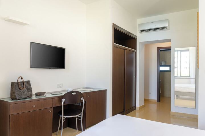 Room 36 of 138