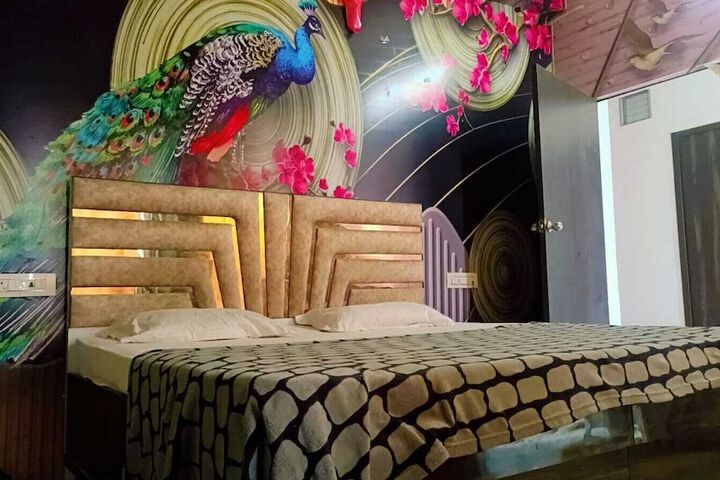 Room 14 of 23