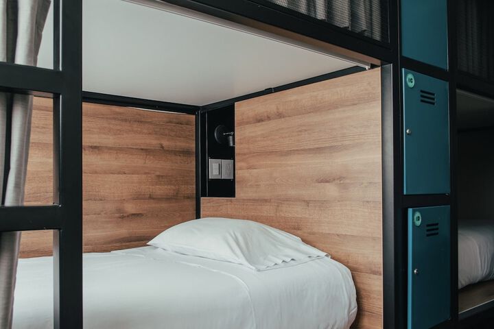 Room 37 of 108