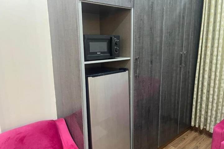 MEDALLION SUITES