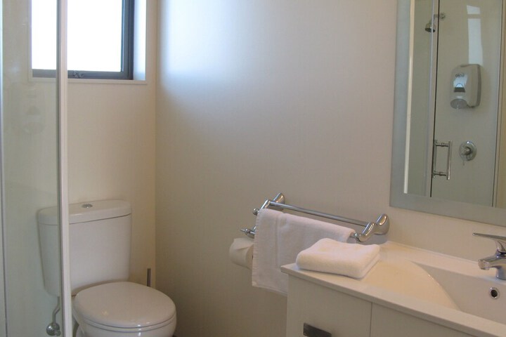 Room 17 of 19