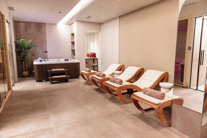 Spa 115 of 176