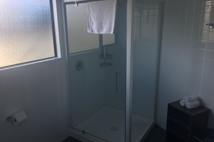 Room 27 of 39