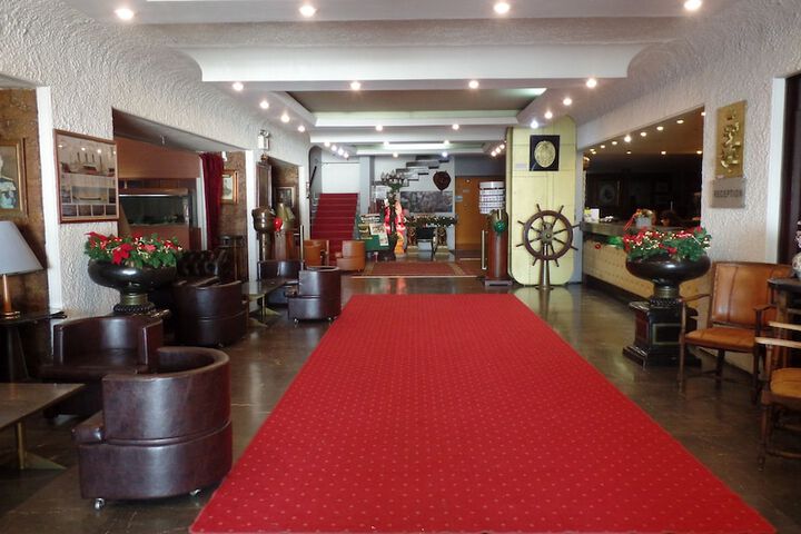 Lobby Photos