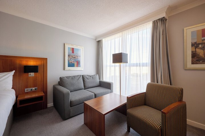 Room 118 of 292