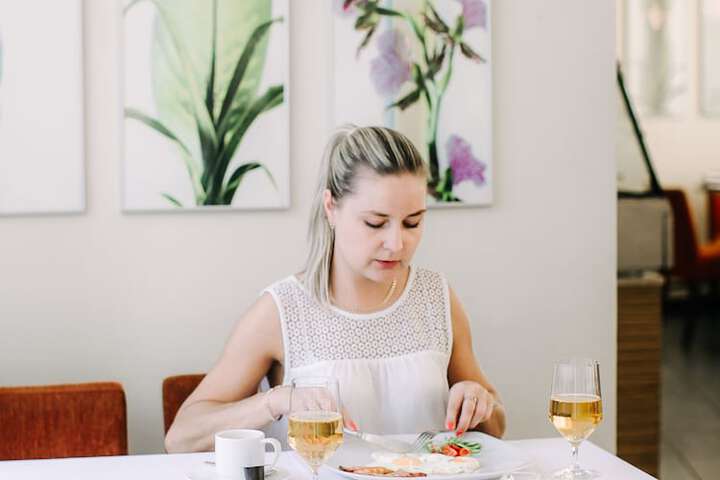 Dining 37 of 42