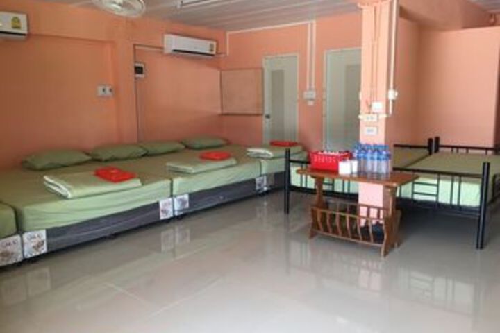 Room 19 of 27