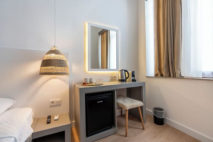Room 15 of 130