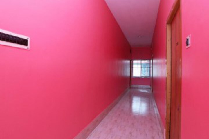 SPOT ON 37802 Hotel Sonamoni