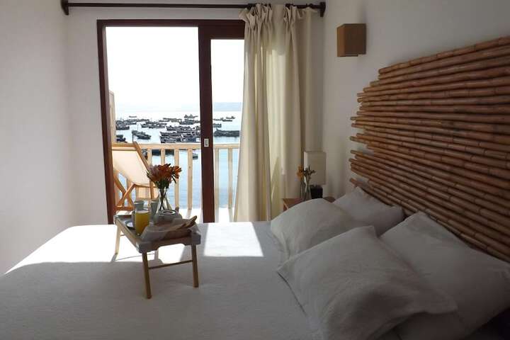 Room 15 of 52
