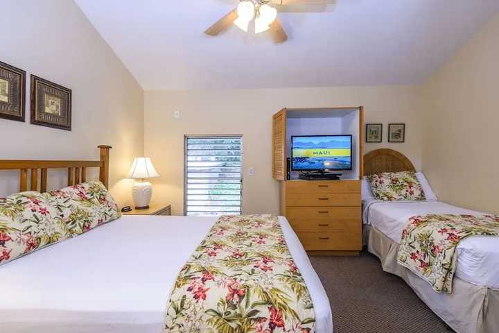 Room 2 of 22