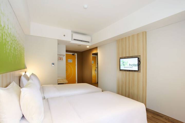 Room 7 of 54