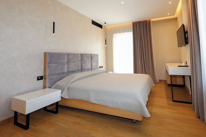 Room 15 of 35